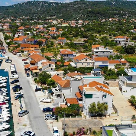 Vinišće Villa Adastra מראה חיצוני תמונה